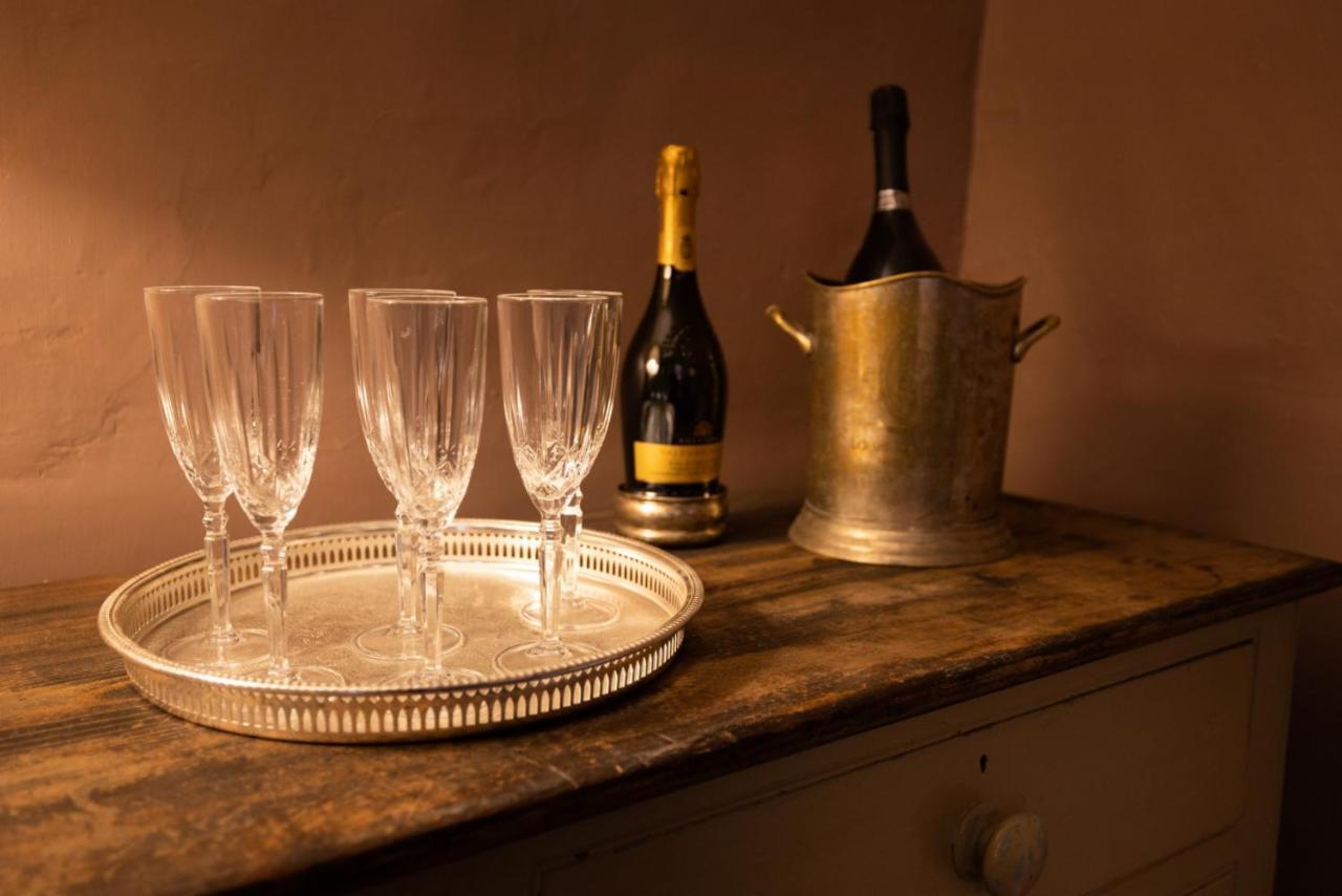 Topside House - Beautiful 7 Bedroom House With Hottub Wifi And Parking Near Bath Wells Frome Oakhill Eksteriør billede