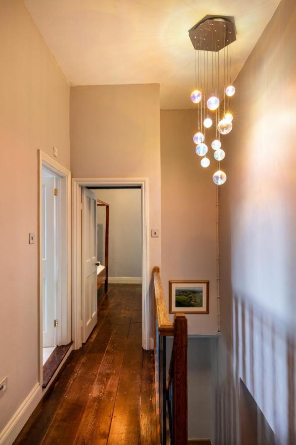Topside House - Beautiful 7 Bedroom House With Hottub Wifi And Parking Near Bath Wells Frome Oakhill Eksteriør billede